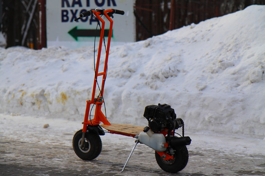 Сноусамокат Trikke Skki