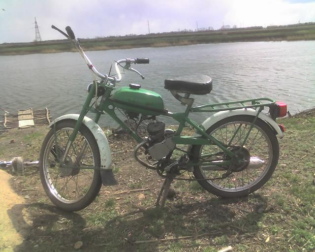 Рига 13 мопед д8