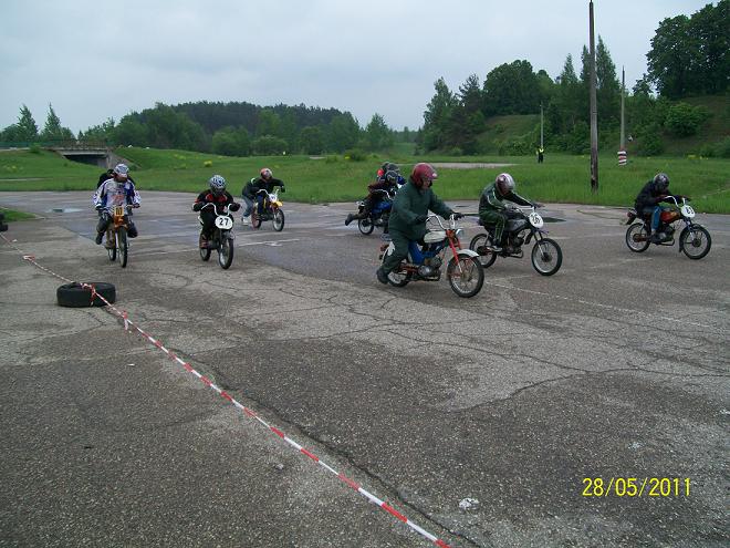 http://www.dyr4ik.ru/forum/album_mod/upload/dc10f19ed89de0b578f65993776e618d.jpg